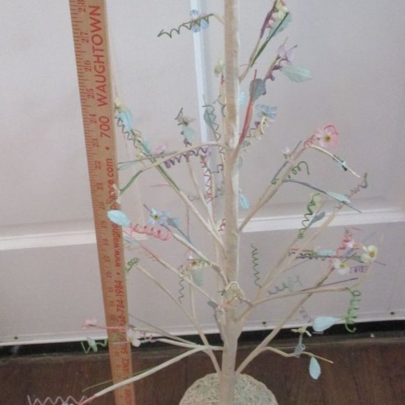 Holiday Vintage Easter Egg Tree 3 Tall Wire Branches Wpastel Leaves